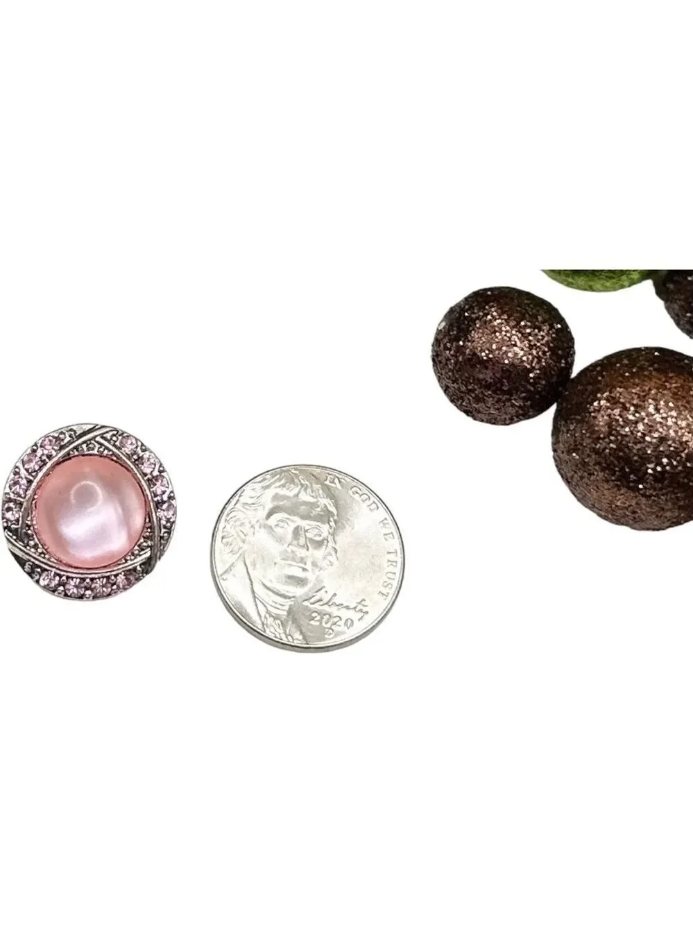 Ginger Snap #23 - “Pearly Pink Round Snap W/ Pink Stones” For 18mm Snap Jewelry